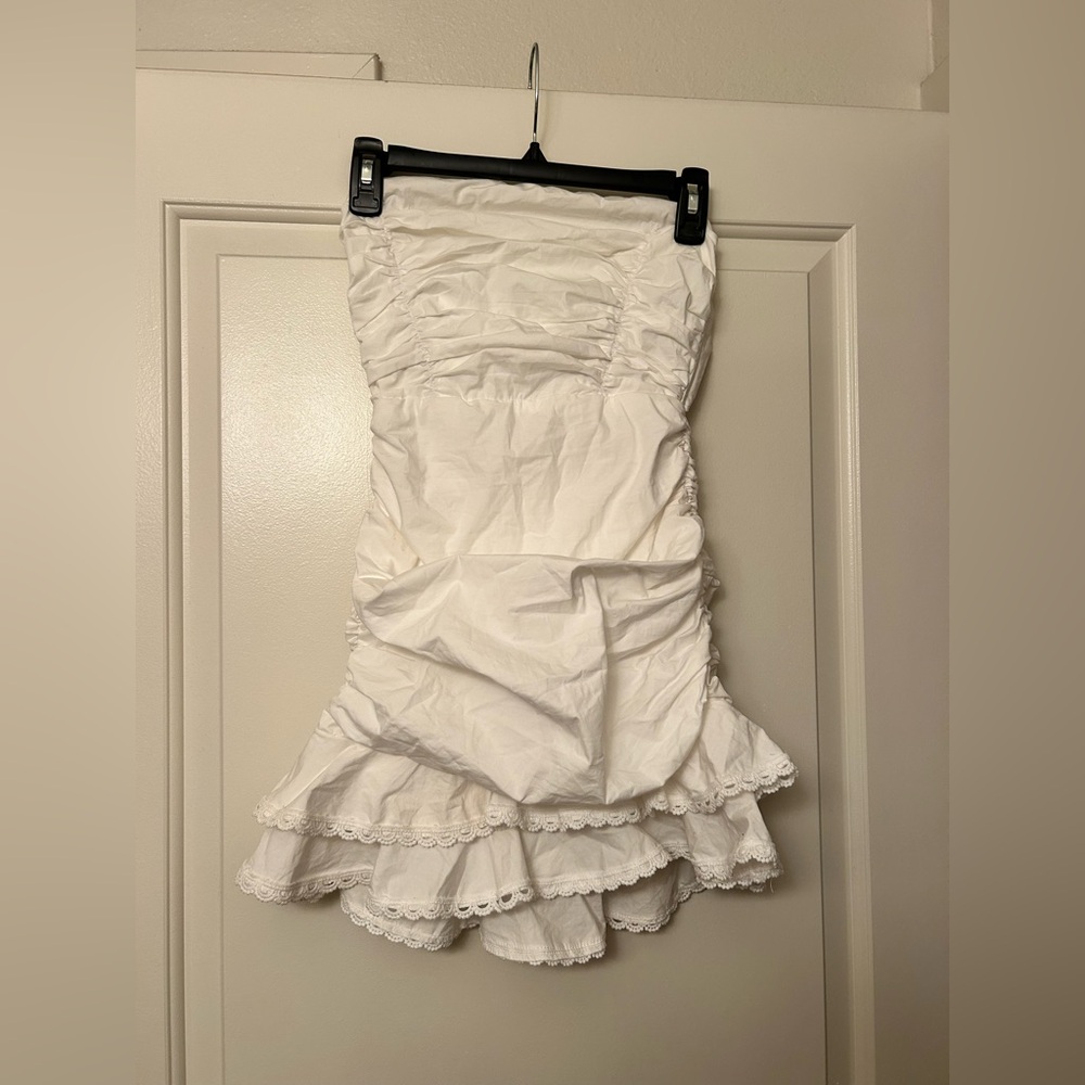 Lucy in the Sky White Strapless Dress